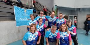 Los adultos mayores de Villa Pehuenia Moquehue viajaron a San Martín de los Andes y volvieron campeones